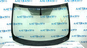 Windshield Nissan Rogue 14-20 chips