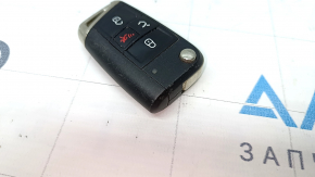 Key VW Tiguan 18- keyless 4 buttons, scratches