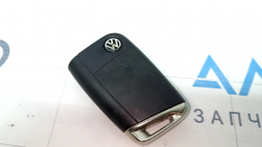 Key VW Tiguan 18- keyless 4 buttons, scratches