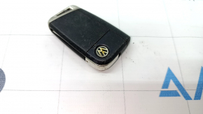 Key VW Tiguan 18- keyless 4 buttons, scratches, bumps, scuffs