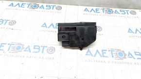 Lincoln MKZ 13-20 Type 3 Power Distributor Used