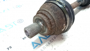 Drive axle shaft front left VW Tiguan 09-17 AWD rusty, torn saw blade