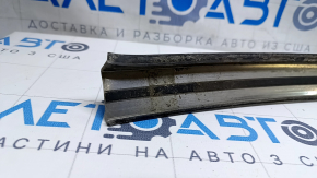 Roof trim right Kia Sorento 10-15 no plug, no seal fragment