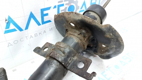 Shock absorber front right Nissan Rogue 14-20 rusty