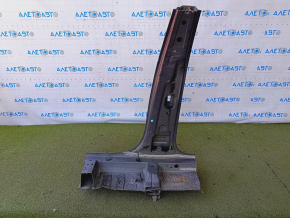 The central right body pillar Hyundai Santa FE Sport 13-18 is sawn off