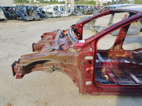 Front left quarter Lincoln MKZ 13-20 hybrid, red, on the body