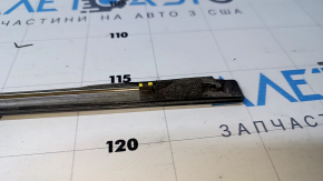 Molding door-glass central front left Toyota Avalon 05-12 broken fastening