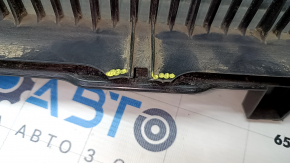 Windscreen wiper grille plastic rear part BMW X1 F48 16-22 broken edge, tears