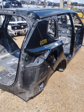 Quarter wing rear right Nissan Rogue 21-23 Japan built, black, on the body