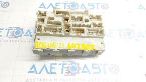 Fuse box under the dashboard Nissan Rogue 21-23 broken mount