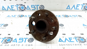 Rear right hub Toyota Camry v40 rusty