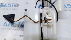 Fuel pump petrol pump Toyota Prius V 12-17 rusty float mount