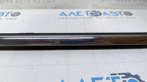 Molding door-glass central front left Ford Escape MK3 13-19 chrome, scratches