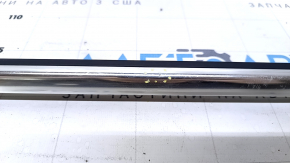 Molding door-glass central front right VW Passat b7 12-15 USA chrome, scuffs, butt