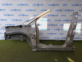 Lincoln MKC 15 Front Left Quarter - Sawed Off, With B-Pillar, Beige