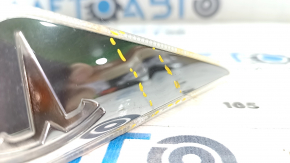 Turn signal in the wing front right Tesla Model S 12-20 cracked
