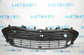 Chevrolet Bolt 17-19 front bumper lower grille black, cracks, broken direction