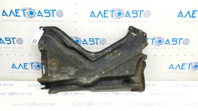 The rear right underbody protection of the Audi A6 C7 12-18 is torn
