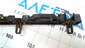 Front left threshold guide Tesla Model S 12-20 crack in fasteners
