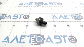 Fuel pressure sensor BMW X5 G05 19-23 3.0T on the rail