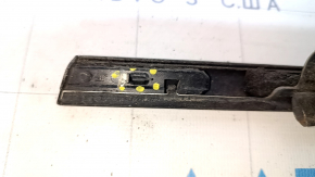 Molding door-glass central front right Kia Optima 16- broken fastening