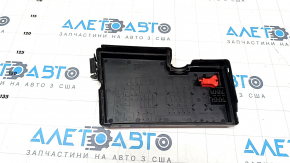 Ford Focus mk3 15-18 underhood fuse box cover fragment broken off