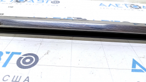 Molding door-glass central front right Hyundai Sonata 11-15 chrome, scuffs
