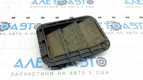 Right ventilation shield Toyota Prius 30 10-15 fracture