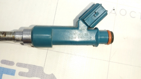 Injector nozzle Toyota Prius 30 10-15