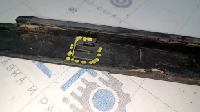 Rear right window molding Kia Optima 16- chrome, broken fasteners, bump, scratches