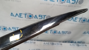 Rear right window molding Kia Optima 16- chrome, broken fasteners, bump, scratches