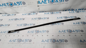 Upper rear right door molding Nissan Rogue 14-20 chrome, scratches, broken fastener, deformed