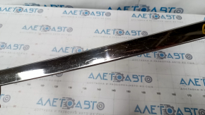 Upper front left door molding Nissan Rogue 14-20 chrome, scratches, missing fastener