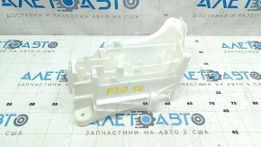 Bracket of blocks under the dashboard Toyota Prius 30 10-15