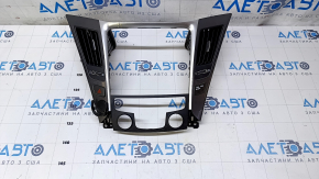 Control panel trim with air ducts Hyundai Sonata 11-15 crack in the body
