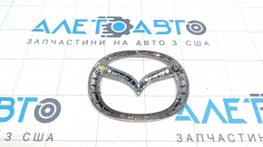 Mazda 3 14-18 BM trunk lid emblem, broken guide