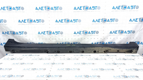 Right threshold Toyota Prius 30 10-15 black, crack in fastening