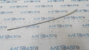 Upper rear right door molding VW Passat b7 12-15 USA chrome, without glass seal, scratches