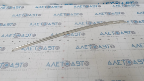 Upper rear right door molding VW Passat b7 12-15 USA chrome, without glass seal, scratches