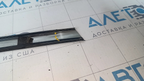 Upper rear left door molding Mazda 6 13-17 chrome, scratches, broken fastener, missing fastener