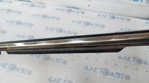 Molding door-glass central rear right Toyota Camry v30 2.4 chrome, scratches, deformed