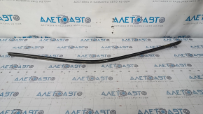 Door frame molding right Dodge Challenger 09- scratches