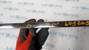 Molding of the central door trim lower rear right Chevrolet Volt 11-15 chrome, scratches, broken clip, pressed, pokes