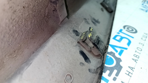 Left threshold Jeep Cherokee KL 14 - structure, broken fastener, scuffs