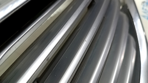 Radiator grill left Lincoln MKZ 13-16 chrome, chips on chrome