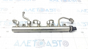 Fuel rail left BMW 5 G30 18-19 4.4T with sensor