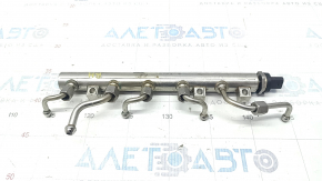 Fuel rail right BMW 5 G30 18-19 4.4T with sensor