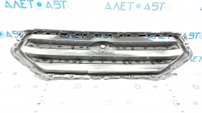 Radiator grill grill Ford Escape MK3 17-19 rest, gray with chrome, cracked, sand on chrome, scratches