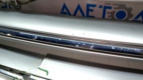 Radiator grill grill Ford Escape MK3 17-19 rest, gray with chrome, cracked, sand on chrome, scratches