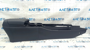Central console armrest and cup holders Hyundai Elantra 21-23 leather black under electric handbrake, scratches